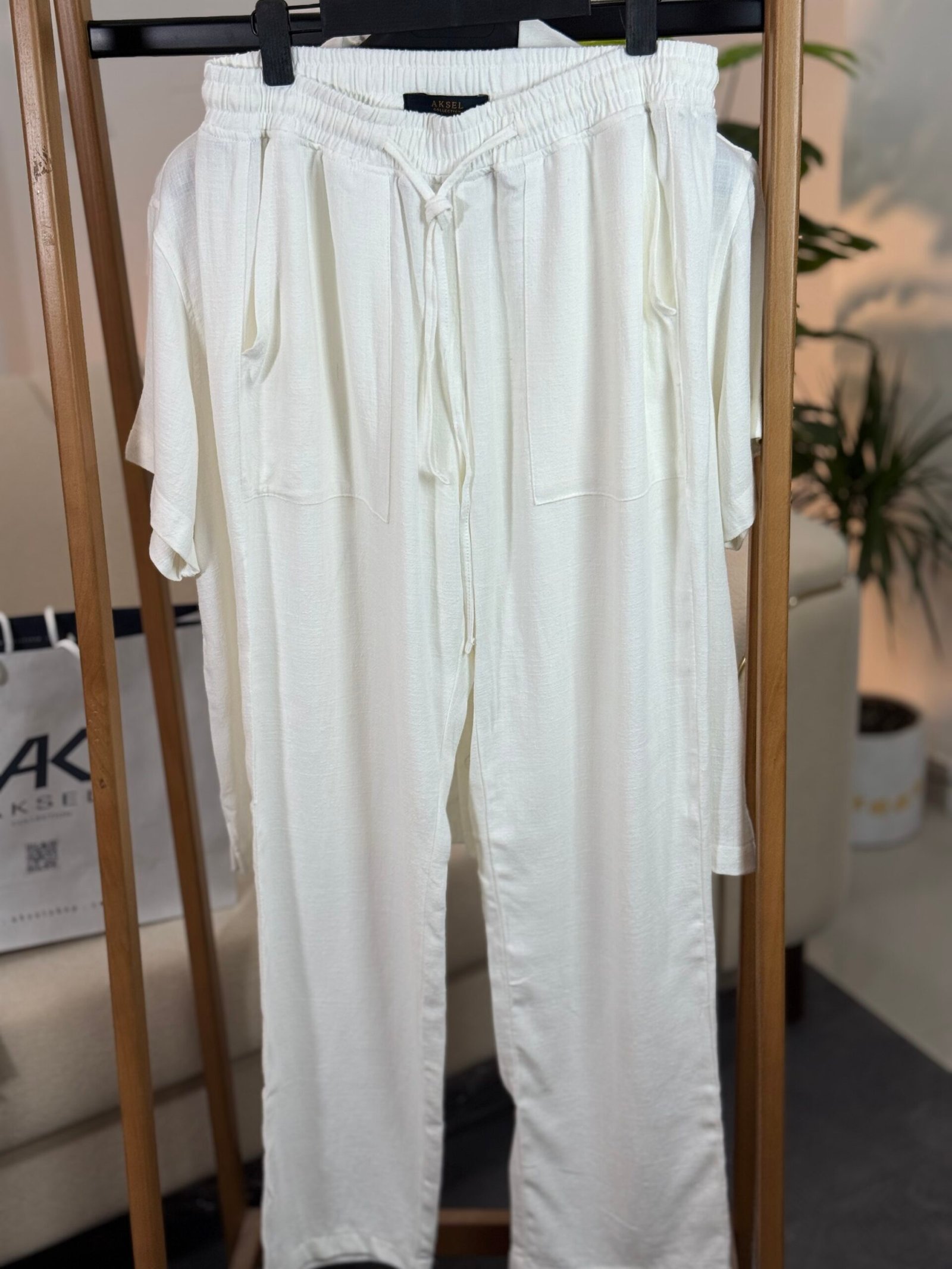 Ensemble summer LUXE – Image 4