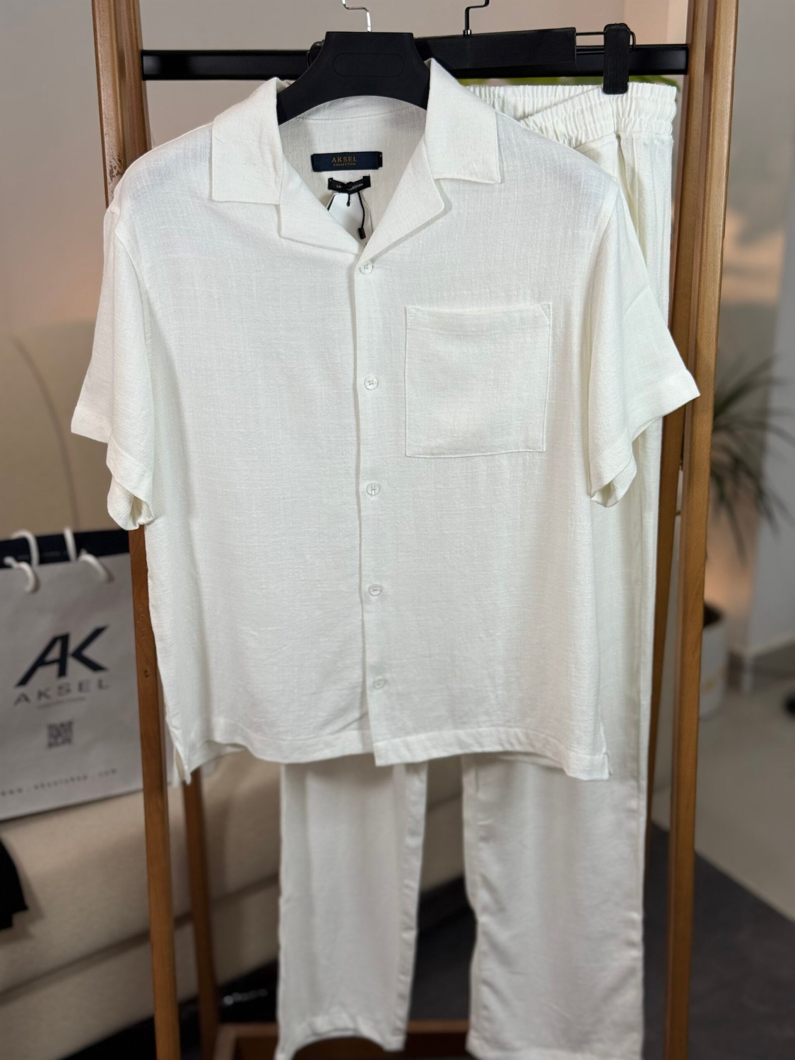 Ensemble summer LUXE – Image 3